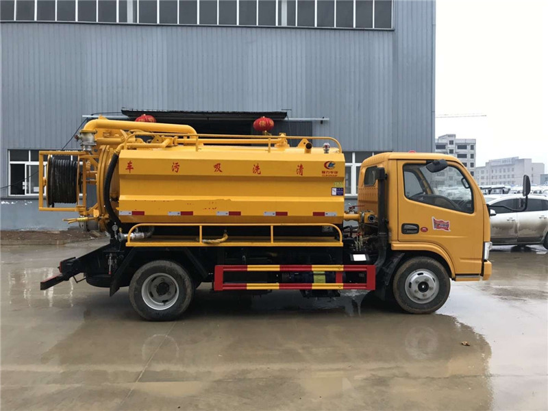 市政工程利器 東風(fēng)小多利卡2噸清洗4噸吸污黃牌清洗吸污車(chē)